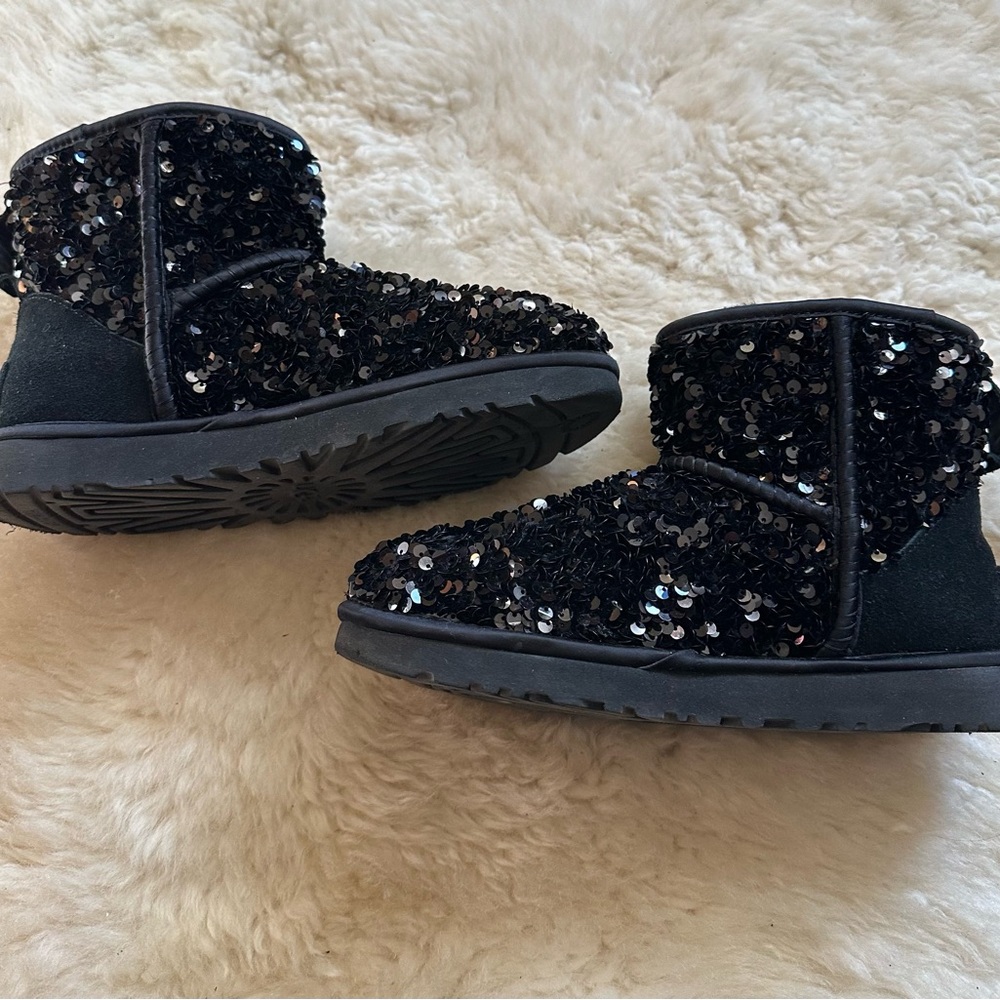 UGG Classic Mini Chunky Sequin Boot